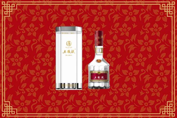 高价求购：赤峰回收酒